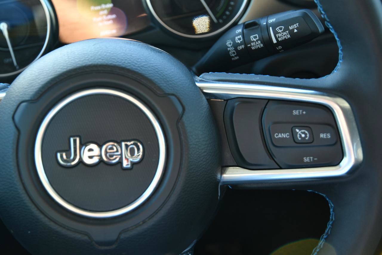 Used 2023 Jeep Wrangler Unlimited Rubicon 4xe w/ Cold Weather Group AWD/4WD image 12