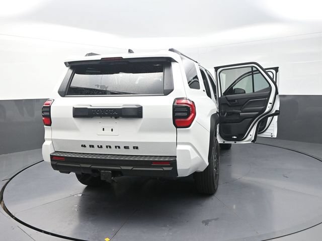 Used 2026 Toyota 4Runner SR5 RWD image 43