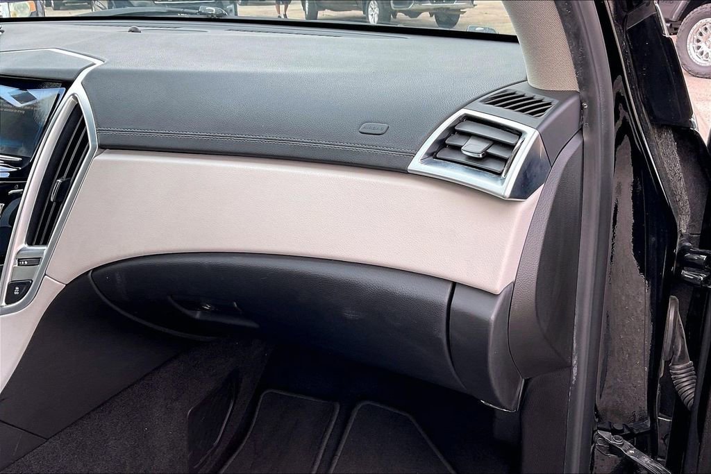 Used 2016 Cadillac SRX FWD image 22