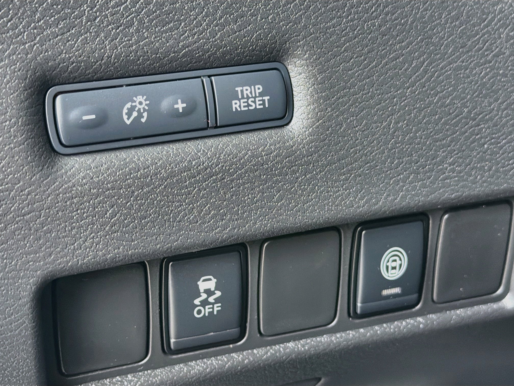 Used 2024 Nissan Murano SV AWD/4WD image 16