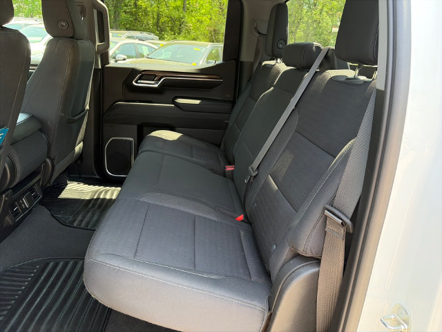 Used 2022 Chevrolet Silverado 1500 LT AWD/4WD image 14