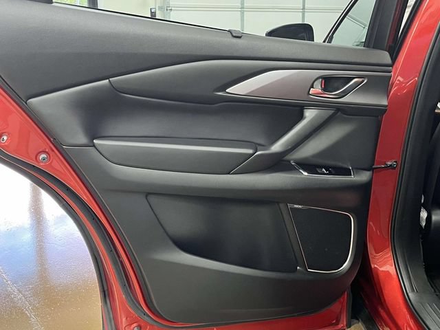 Used 2021 MAZDA CX-9 Touring w/ Touring Premium Package FWD image 18