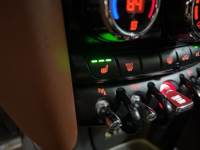 Used 2018 MINI Cooper S image 33