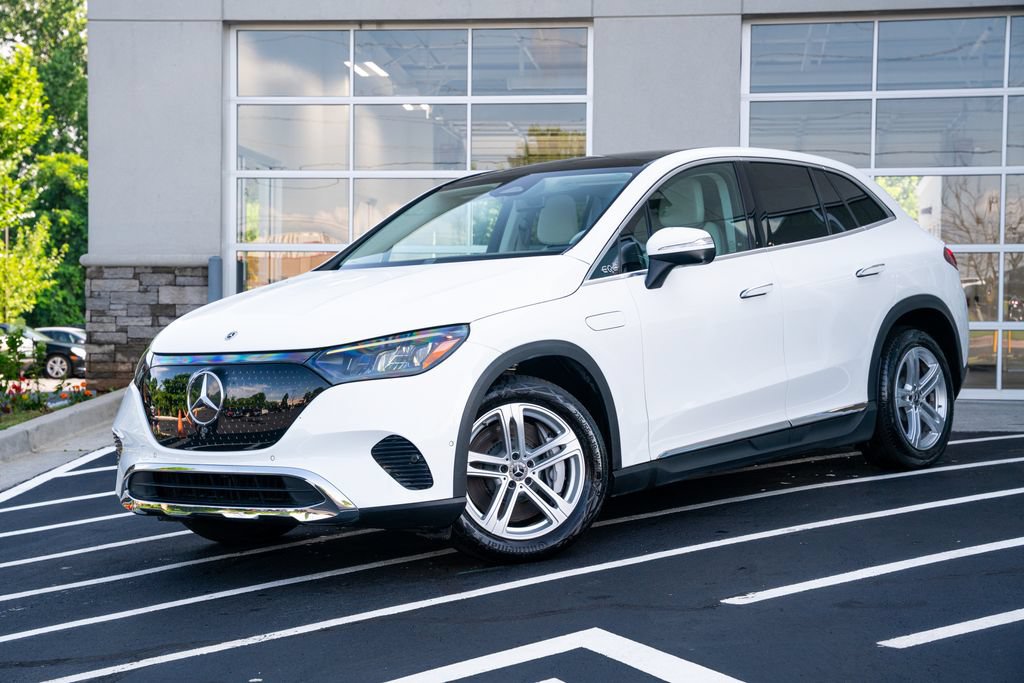 Used 2023 Mercedes-Benz EQE 350+ SUV image 2