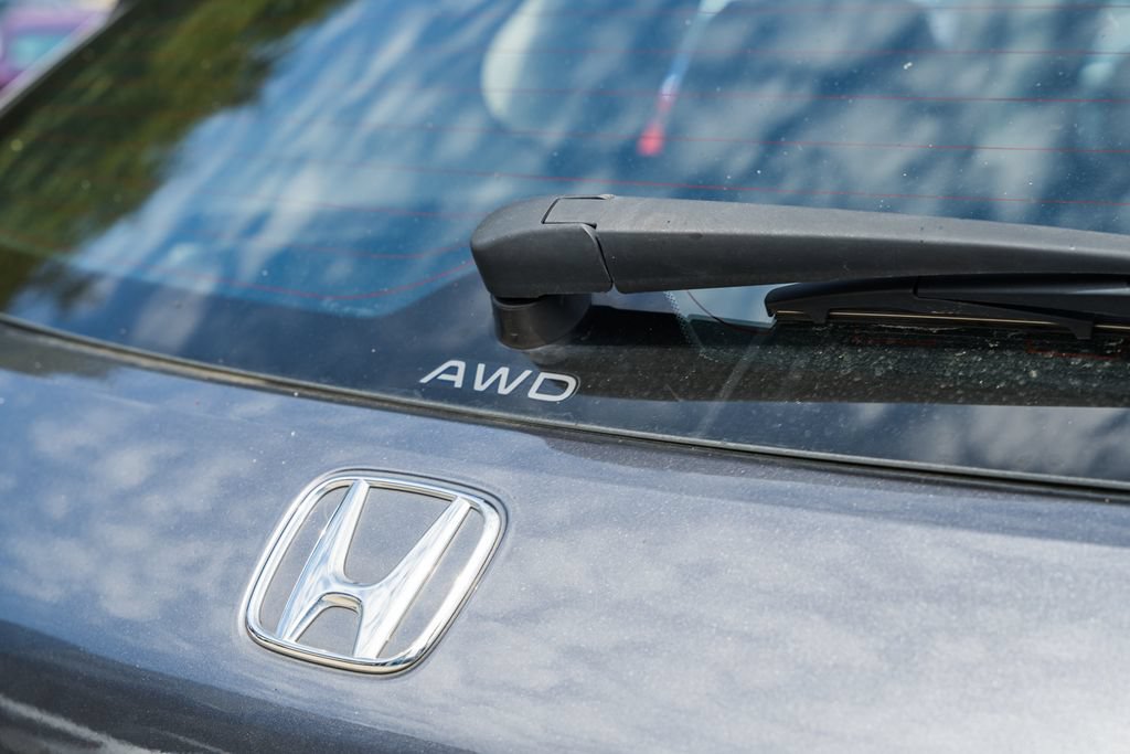 Used 2023 Honda HR-V LX image 7