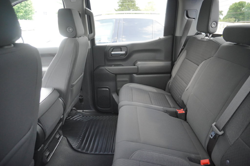 Used 2022 Chevrolet Silverado 1500 Custom AWD/4WD image 4