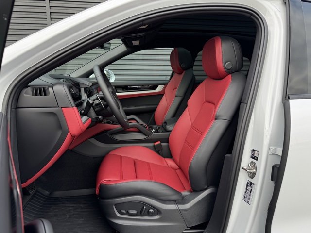 New 2026 Porsche Cayenne E-Hybrid Coupe image 5