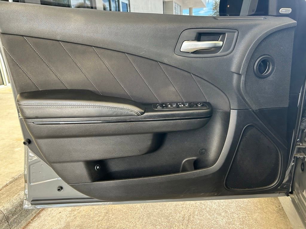 Used 2019 Dodge Charger R/T w/ Driver Confidence Group RWD image 34