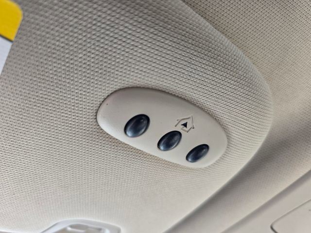 Used 2017 Lincoln MKZ Reserve image 26