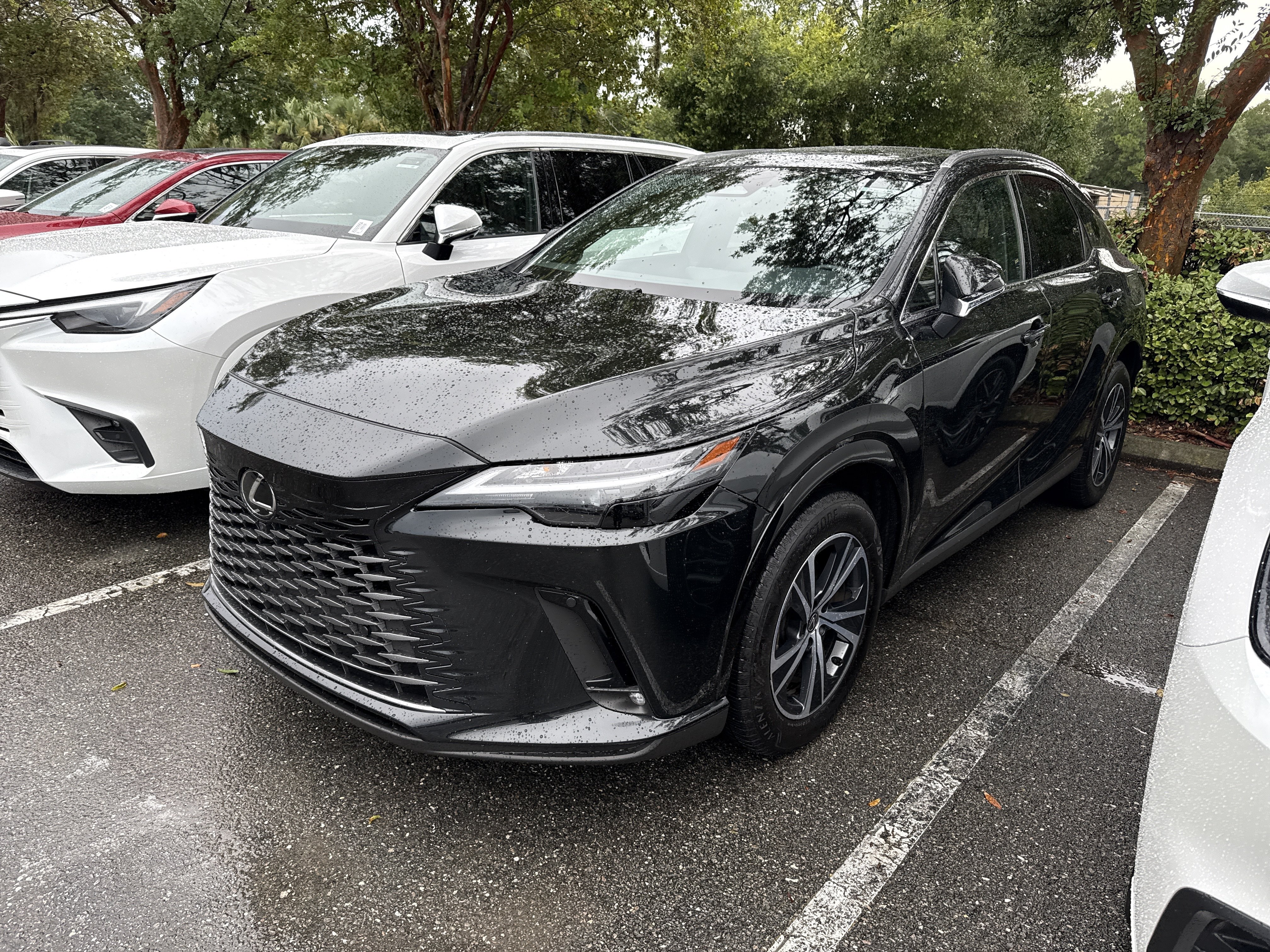 Certified 2025 Lexus RX 350 Premium w/ Accessory Package (Z1) FWD image 2