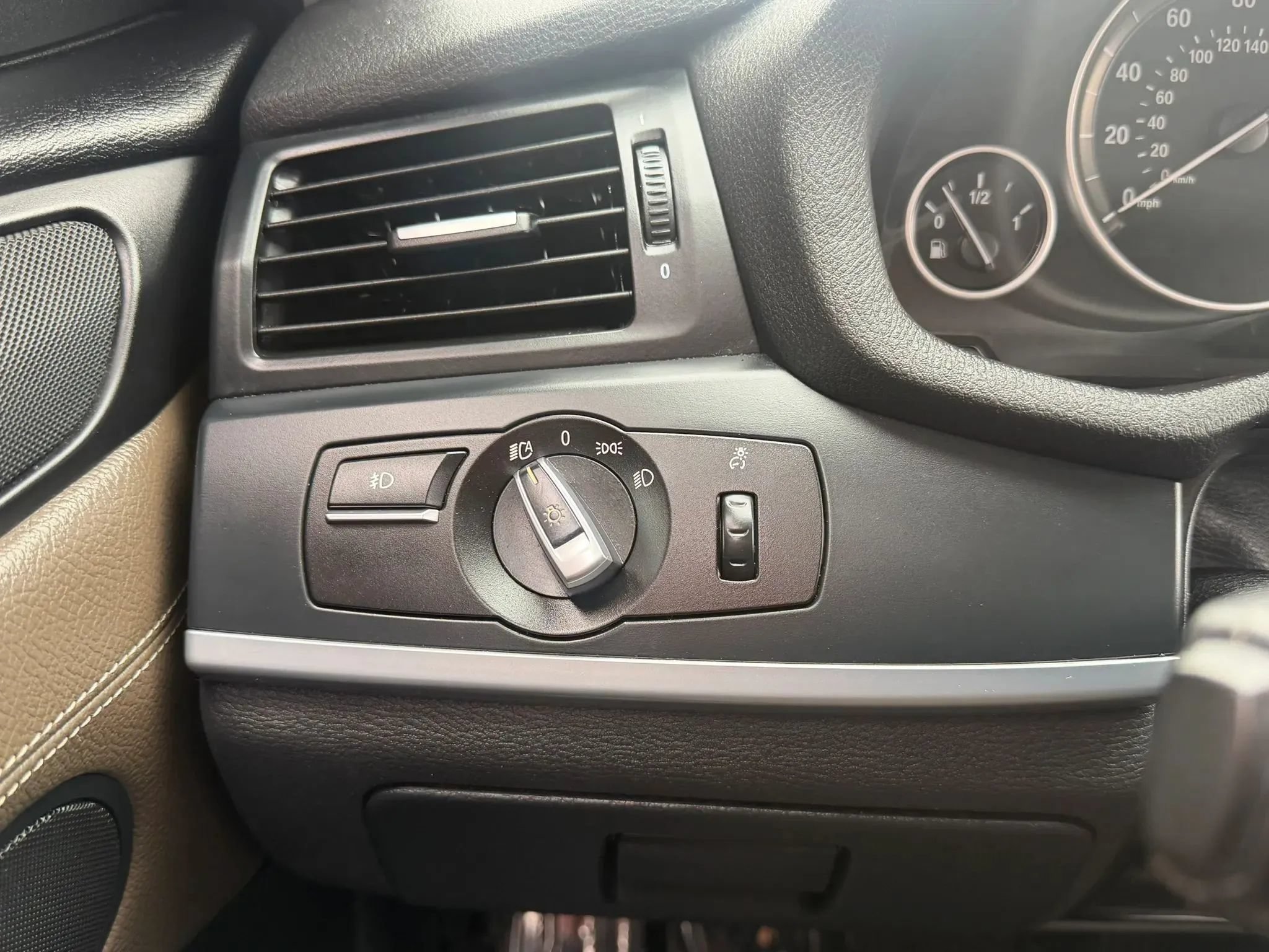 Used 2013 BMW X3 xDrive28i w/ Premium Pkg AWD/4WD image 35