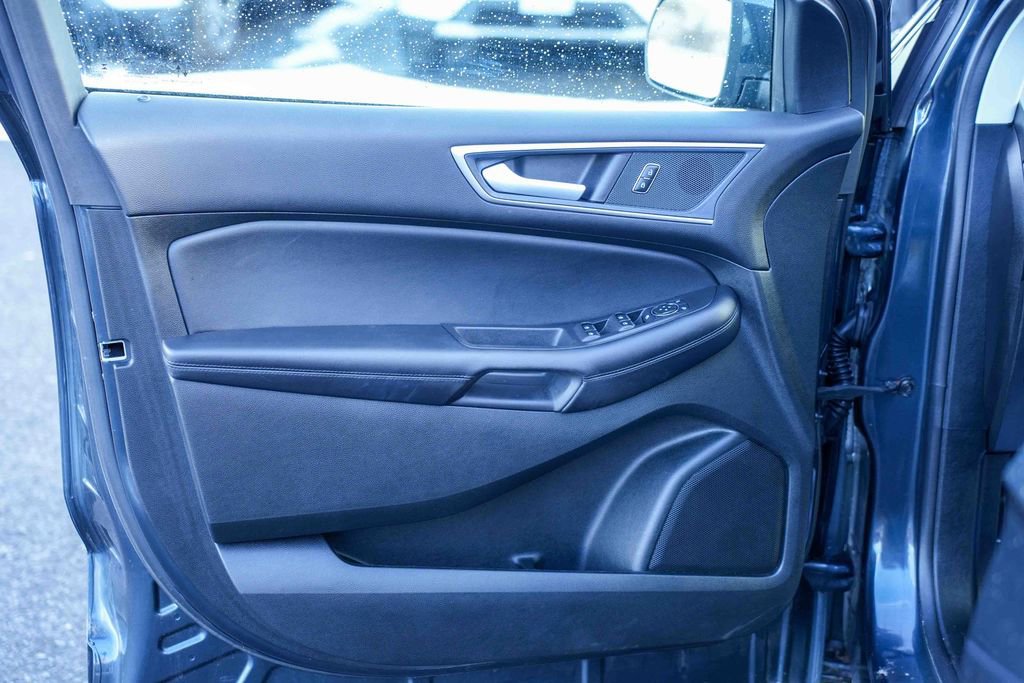 Used 2024 Ford Edge SEL w/ Convenience Package image 18