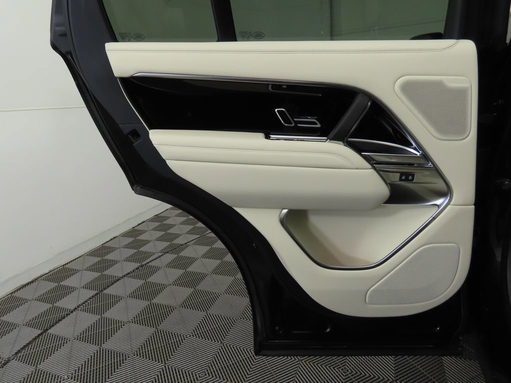 New 2026 Land Rover Range Rover SE AWD/4WD image 26