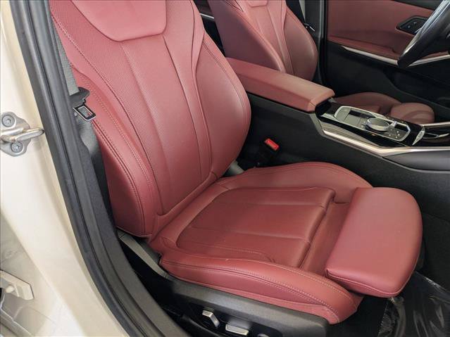 Used 2024 BMW 330i Sedan w/ Convenience Package RWD image 21