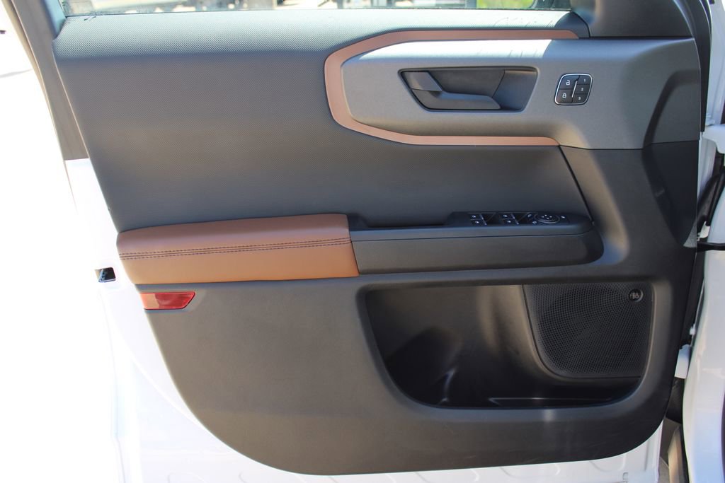 Used 2025 Ford Bronco Sport Outer Banks w/ Outer Banks Tech Package+ AWD/4WD image 39