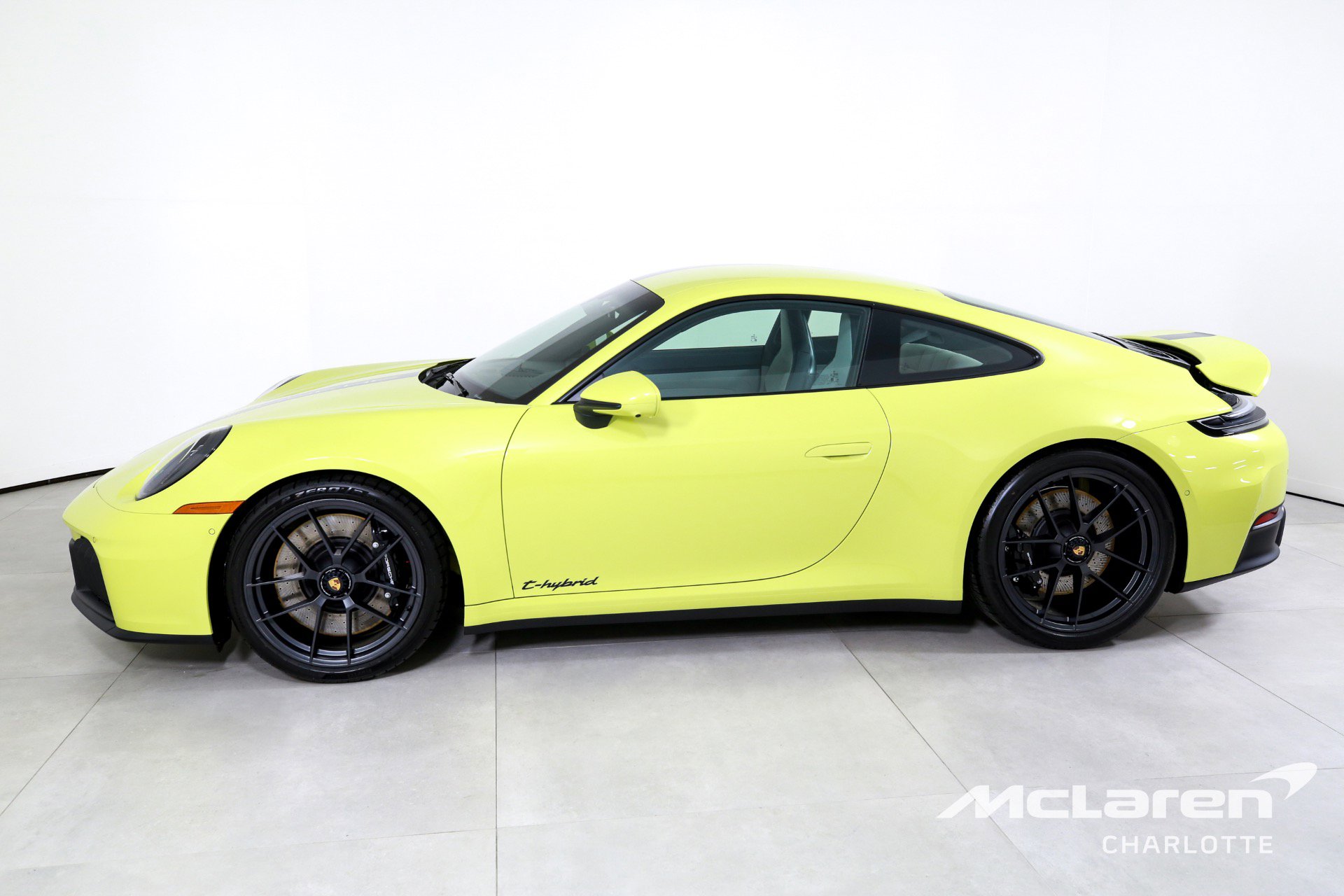Used 2026 Porsche 911 Carrera GTS image 5