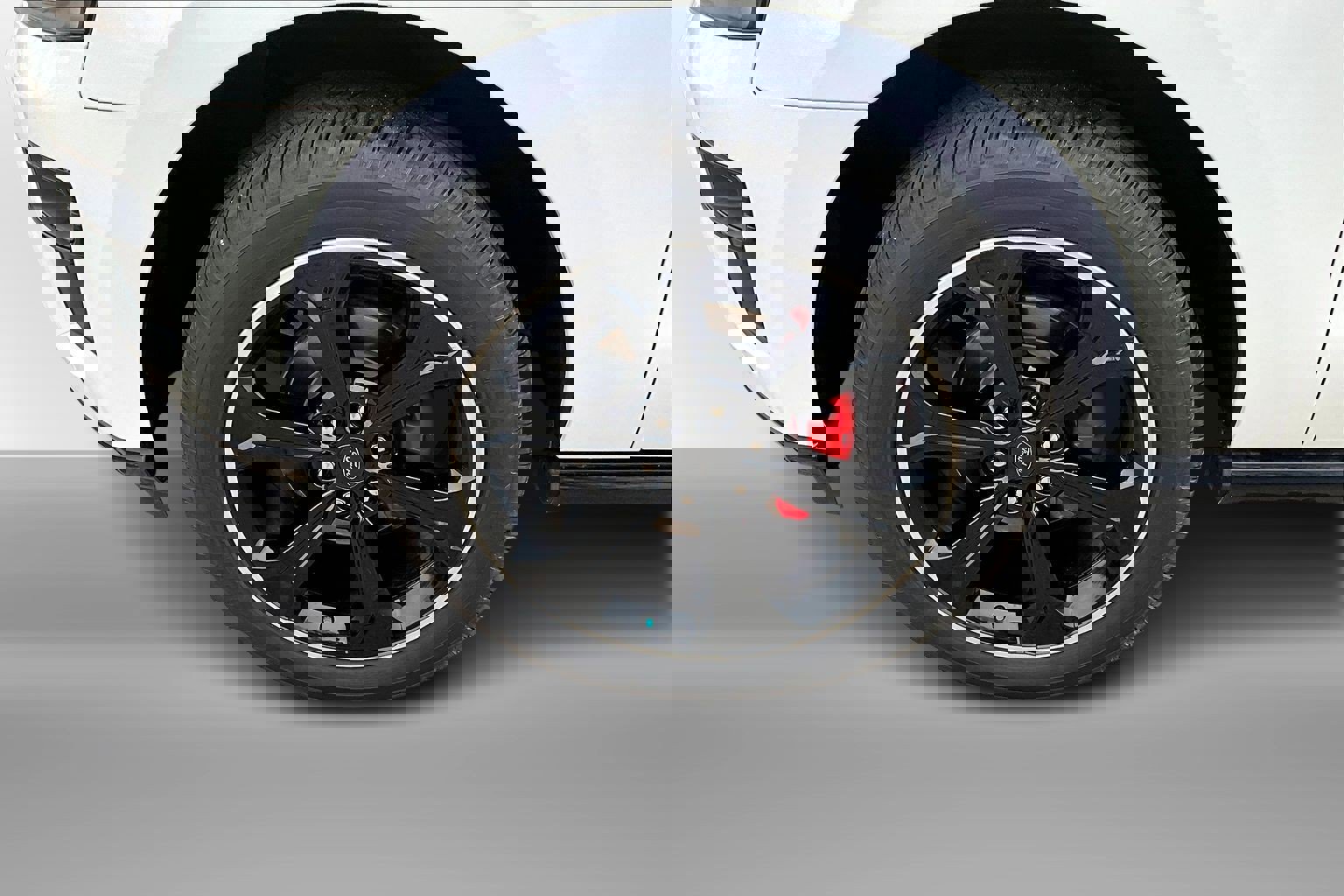 Used 2022 Ford Expedition Max Limited image 9