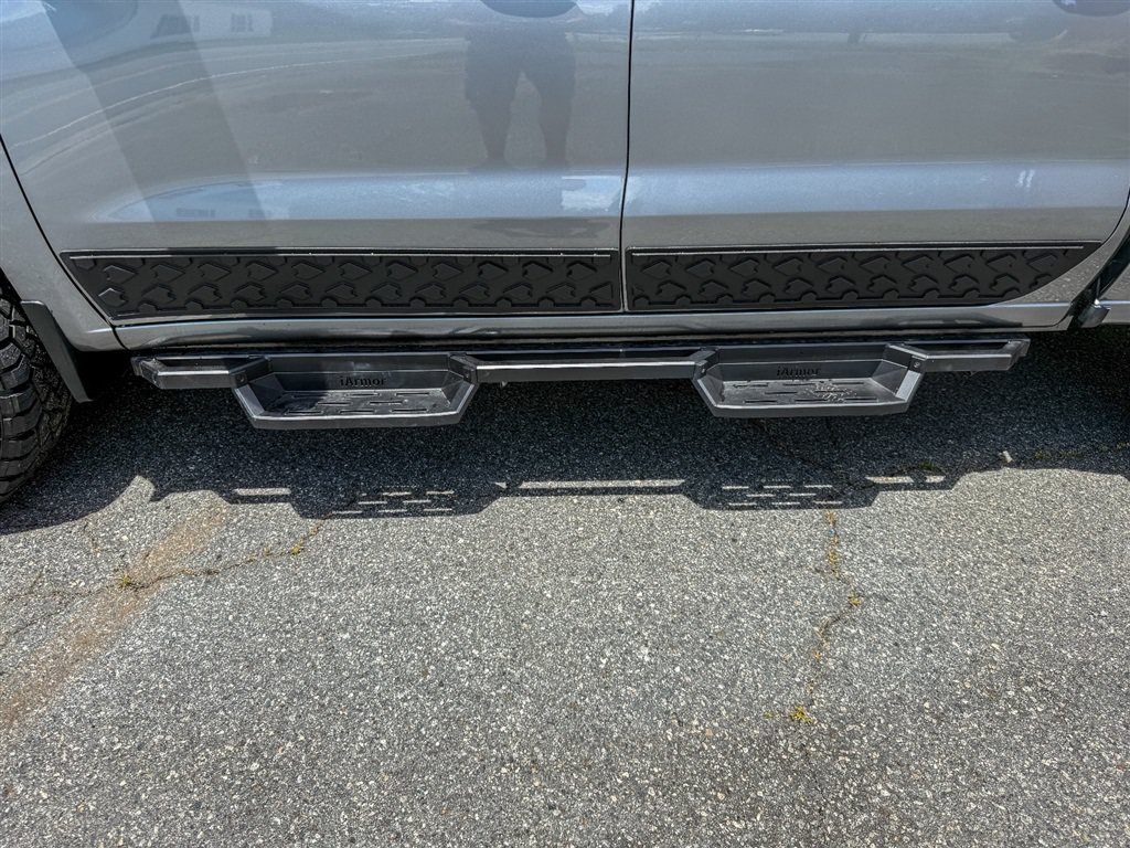 Used 2021 Chevrolet Silverado 1500 LT Trail Boss w/ Bed Protection Package AWD/4WD image 16