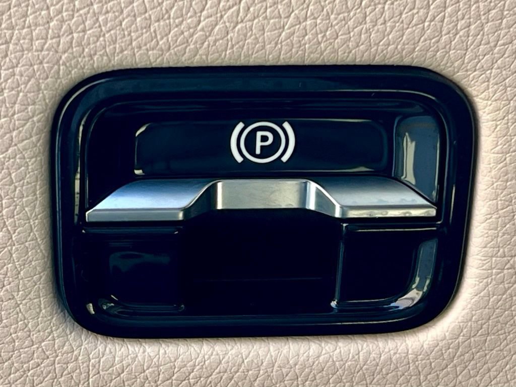Certified 2024 Mercedes-Benz S 580e 4MATIC Sedan image 42