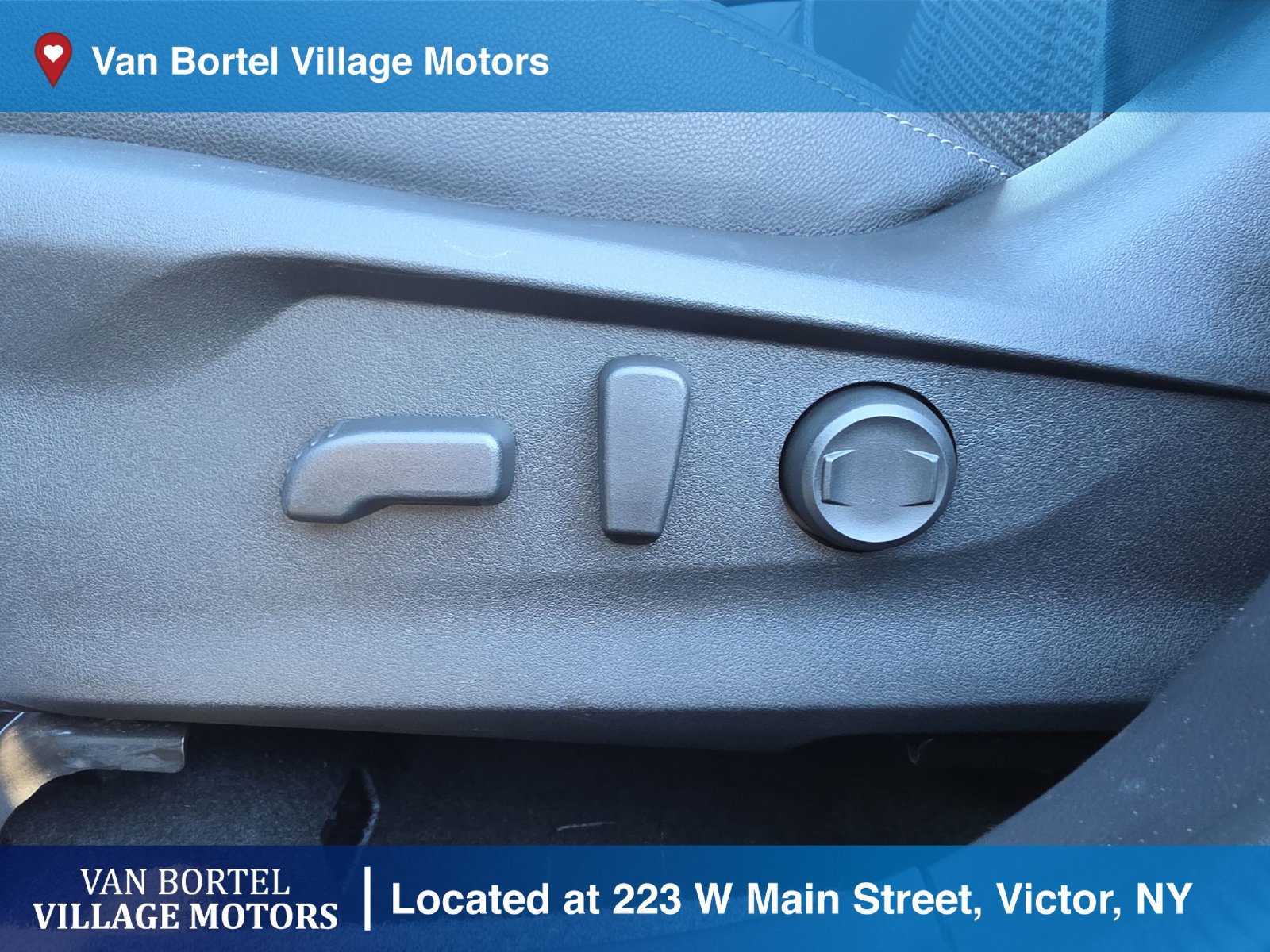 Used 2023 Subaru Forester Premium AWD/4WD image 12