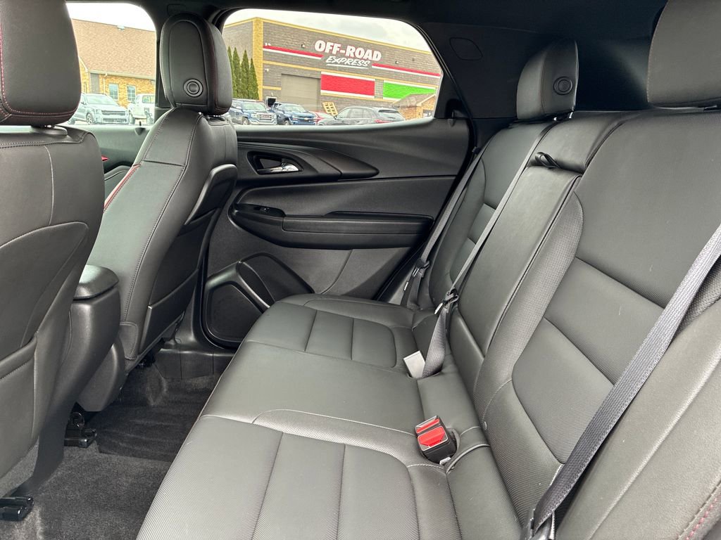 Used 2024 Chevrolet TrailBlazer RS AWD/4WD image 16