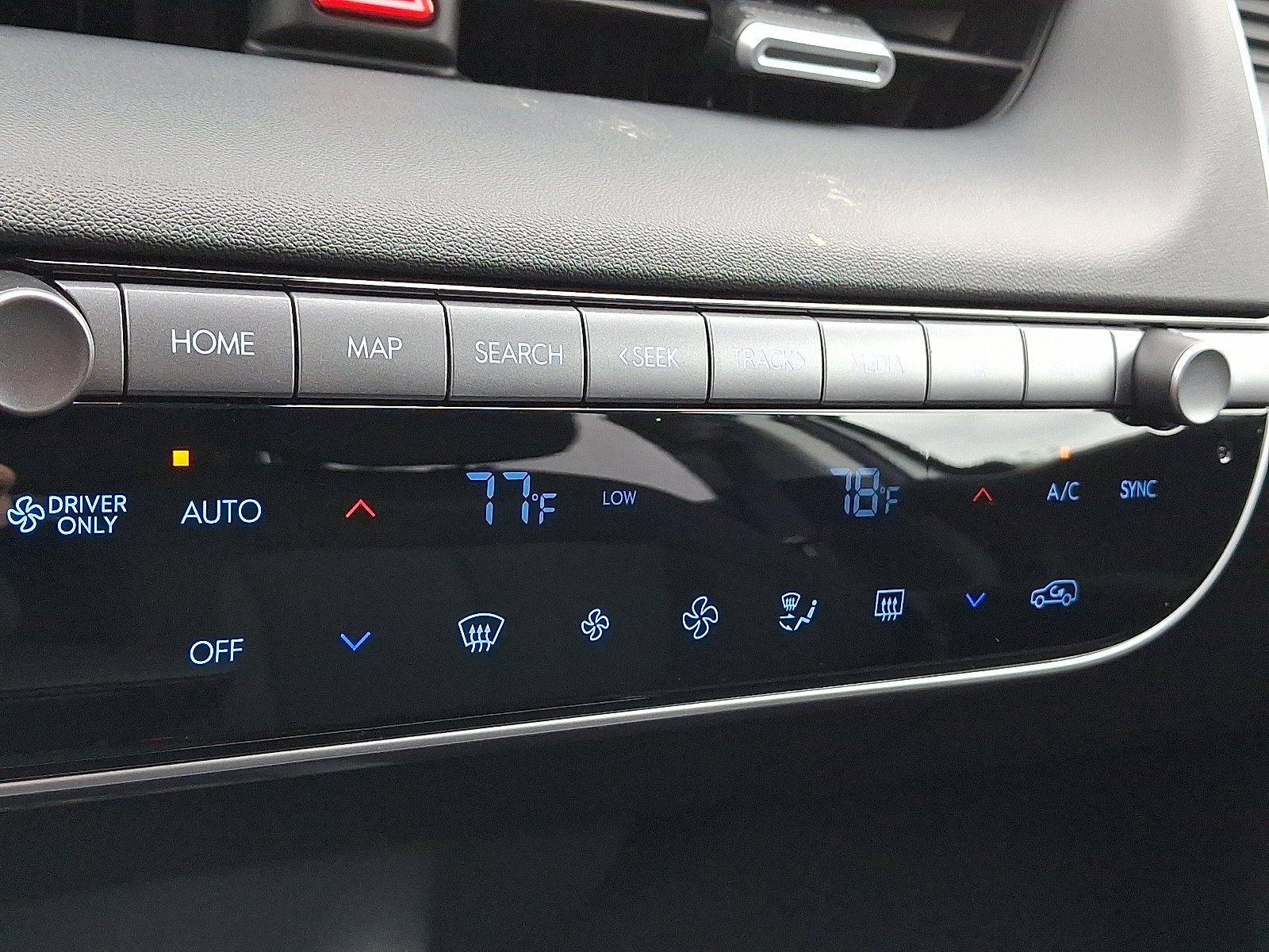 New 2025 Hyundai Ioniq 5 SE image 14