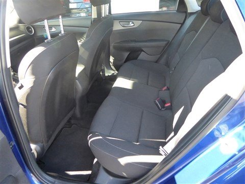 Used 2021 Kia Forte LXS image 17