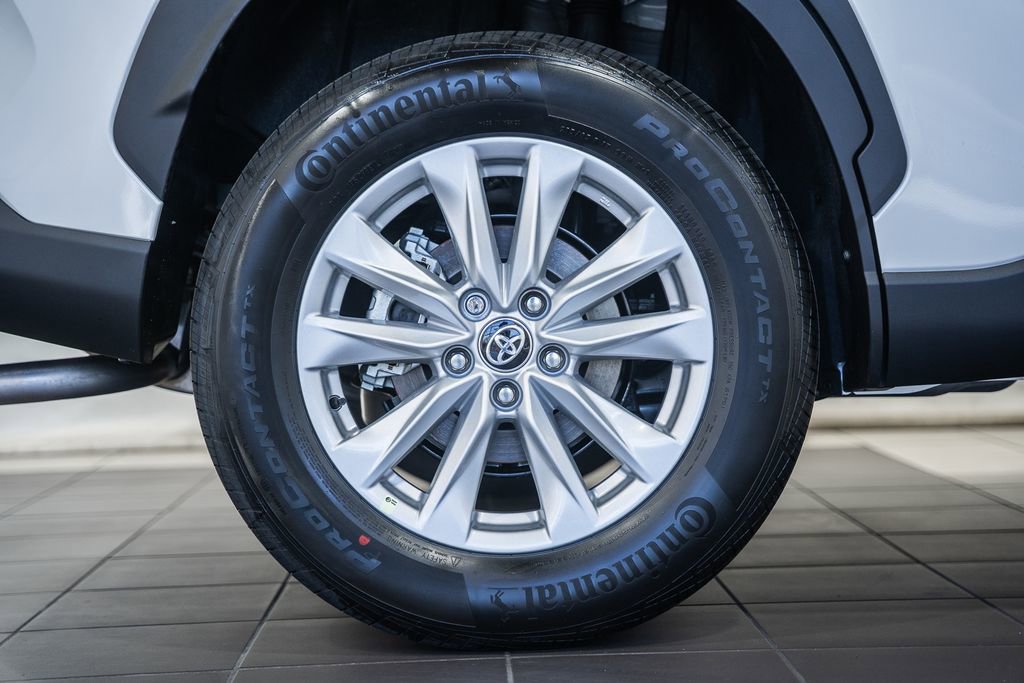 New 2026 Toyota Corolla Cross LE image 15