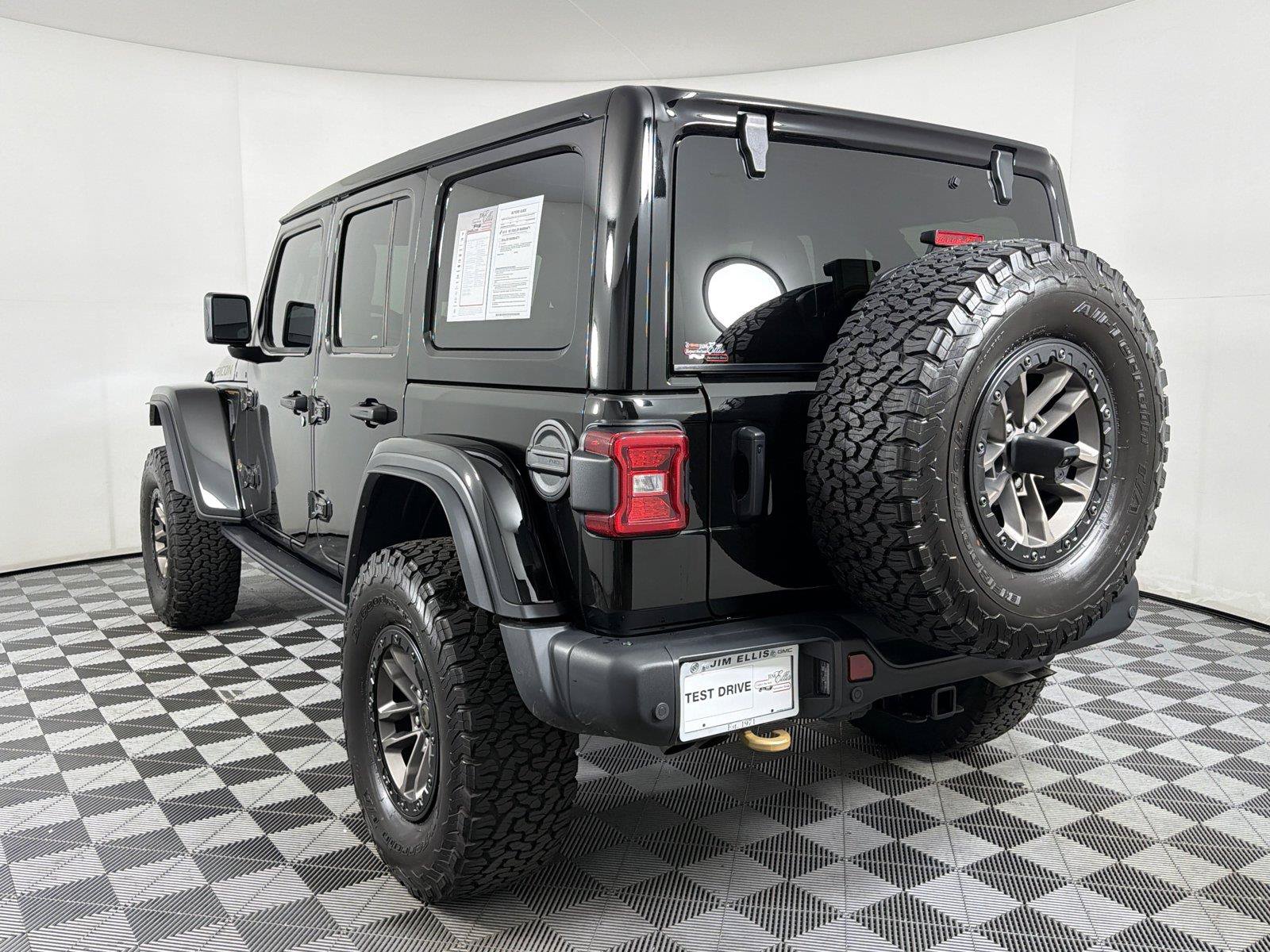 Used 2024 Jeep Wrangler Unlimited Rubicon 392 AWD/4WD image 4