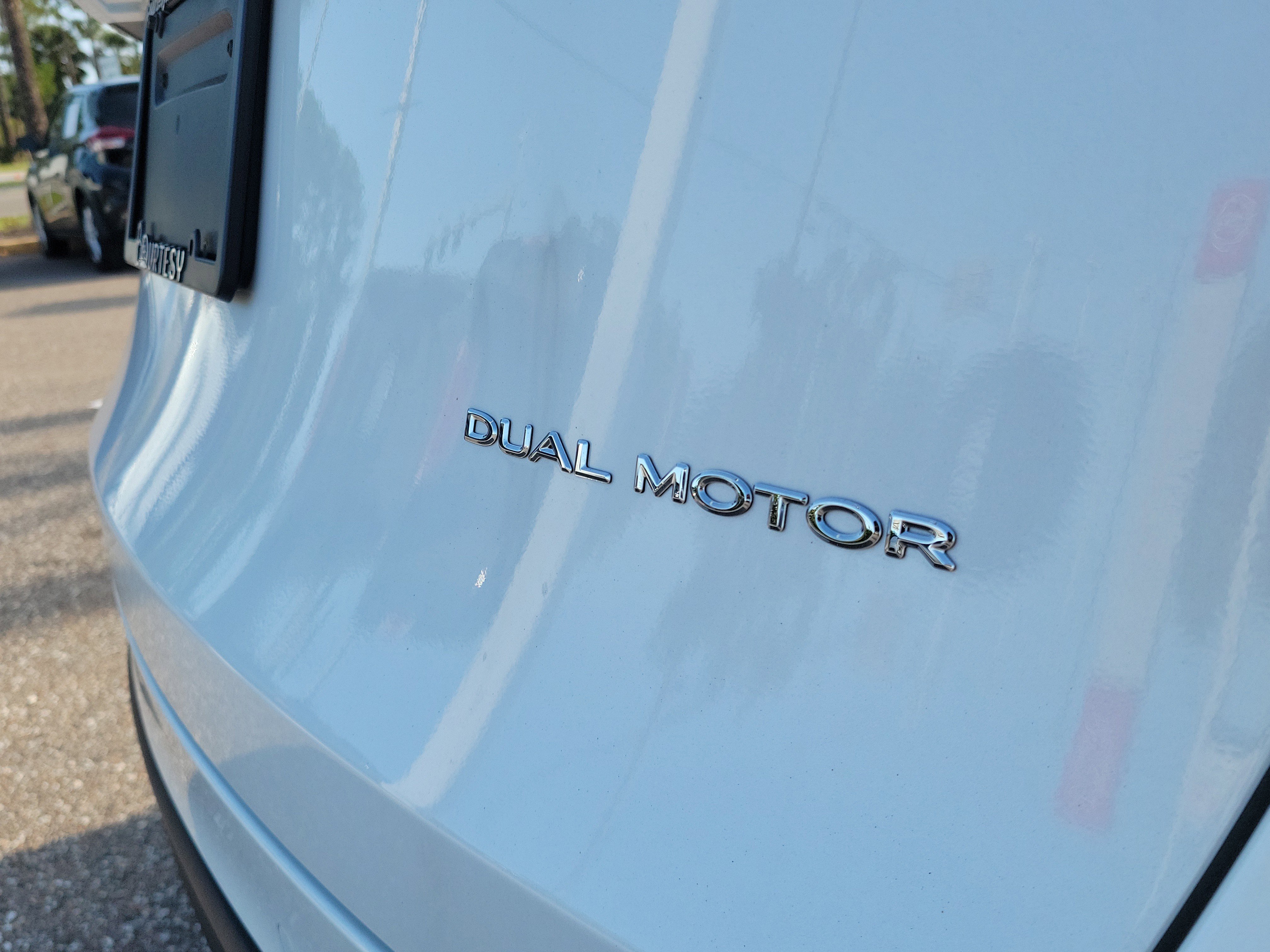 Used 2021 Tesla Model Y Long Range image 9