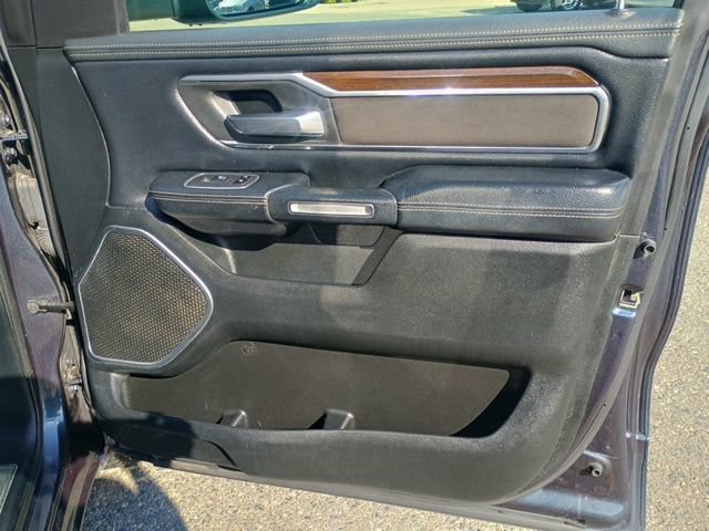 Used 2021 RAM 1500 Laramie AWD/4WD image 13
