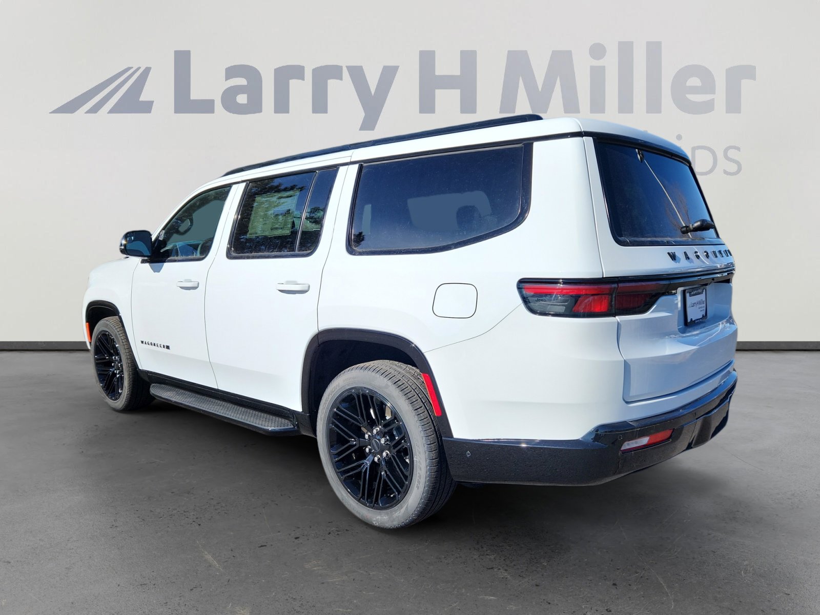 New 2025 Jeep Wagoneer Series II w/ Convenience Group I image 3