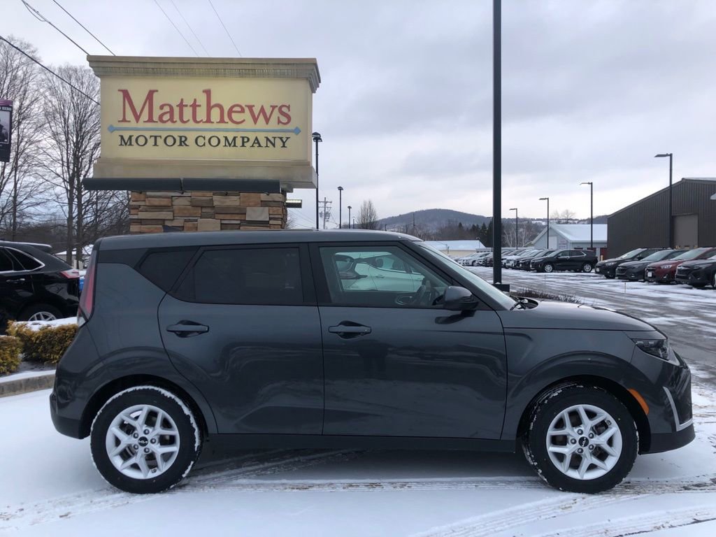 Used 2024 Kia Soul LX w/ Option Group 015 image 4