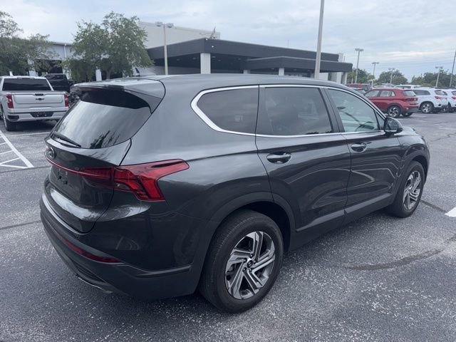 Used 2023 Hyundai Santa Fe SE FWD image 4