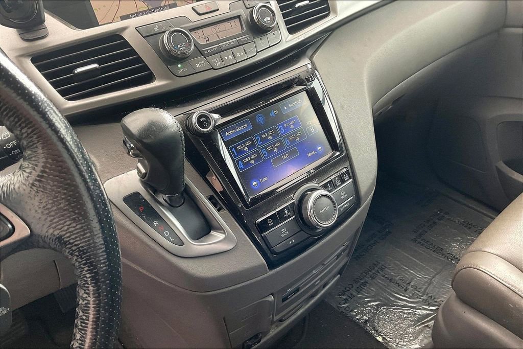 Used 2016 Honda Odyssey Touring Elite image 14