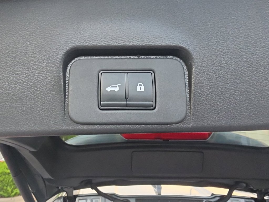 Certified 2023 Nissan Rogue SL AWD/4WD image 39
