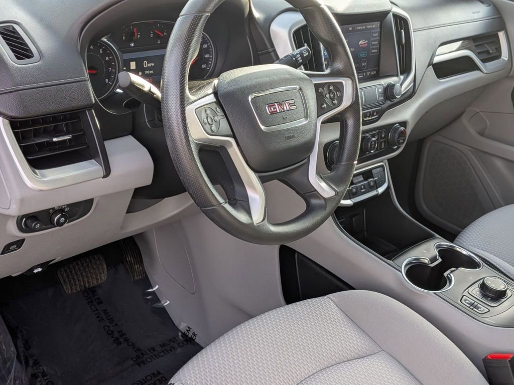 Used 2023 GMC Terrain SLE w/ Driver Convenience Package image 12