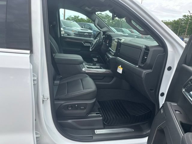New 2026 Chevrolet Silverado 1500 LTZ w/ LTZ Convenience Package II AWD/4WD image 32