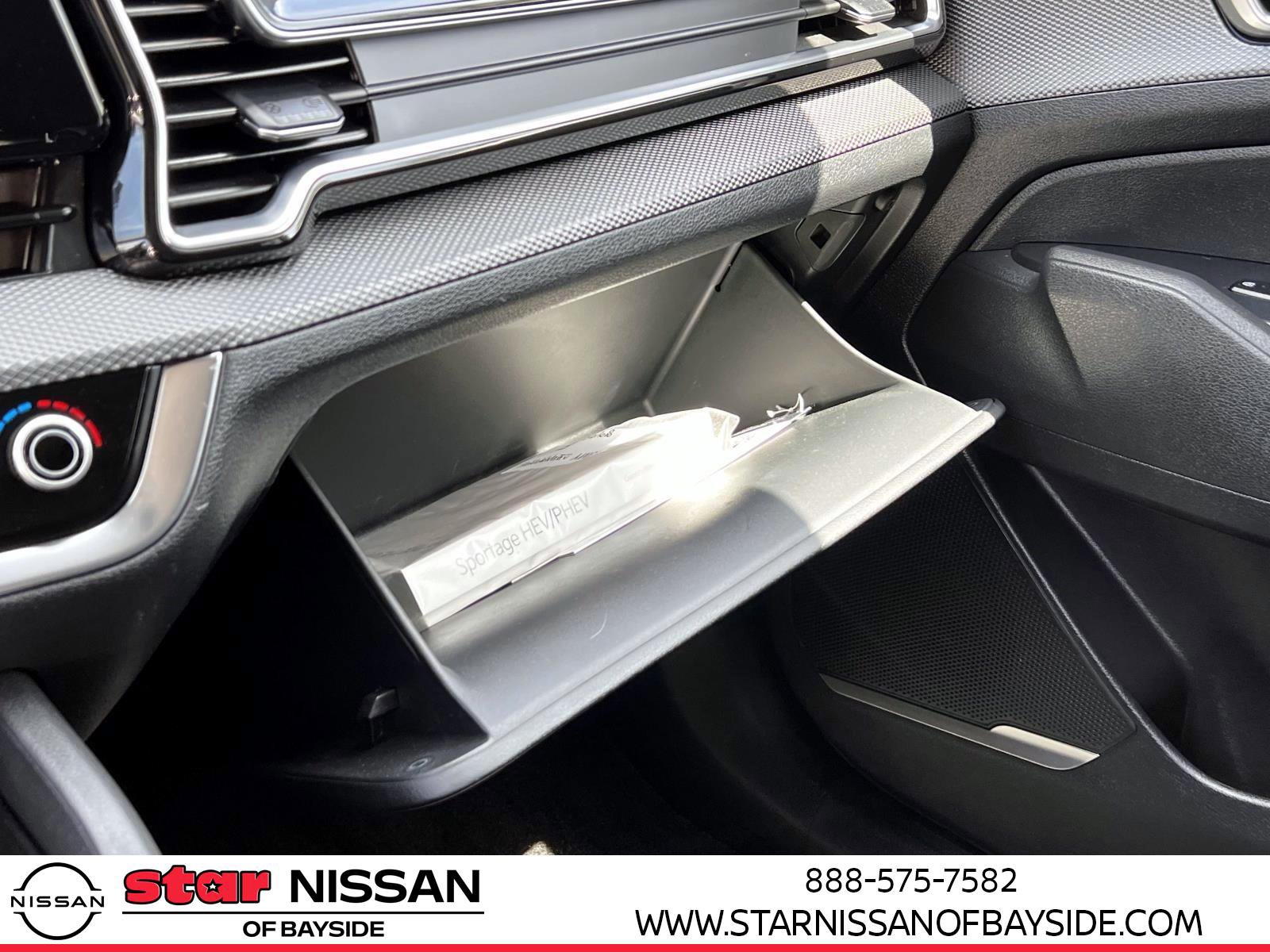 Used 2023 Kia Sportage LX image 32