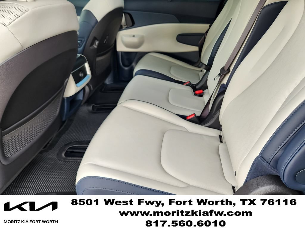 New 2026 Kia Carnival EX FWD image 19