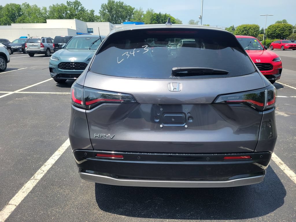 New 2027 Honda HR-V Sport image 4