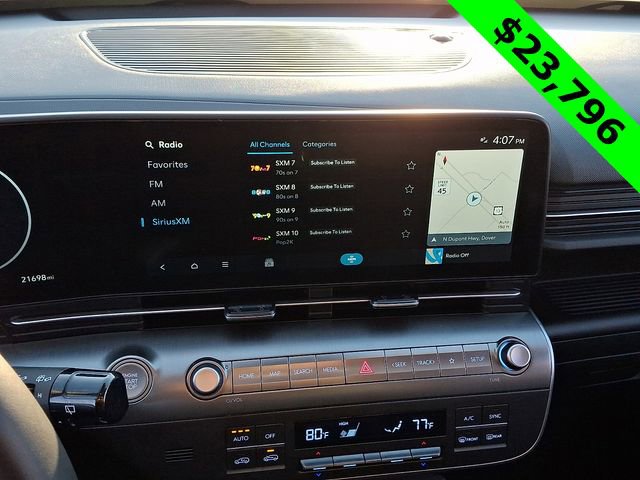 Used 2024 Hyundai Kona SEL w/ Convenience Package image 17