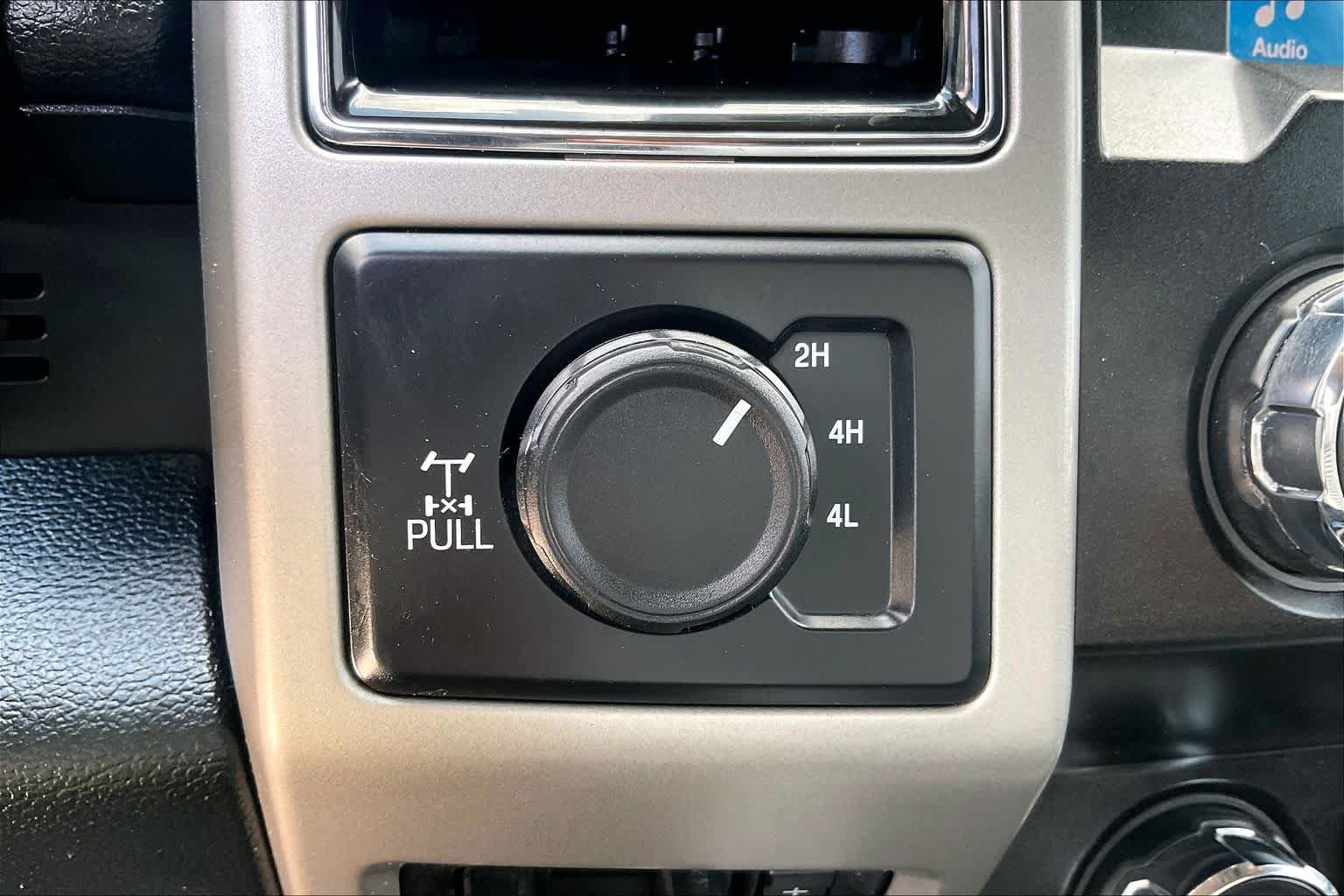 Used 2019 Ford F250 Lariat w/ Lariat Value Package AWD/4WD image 31