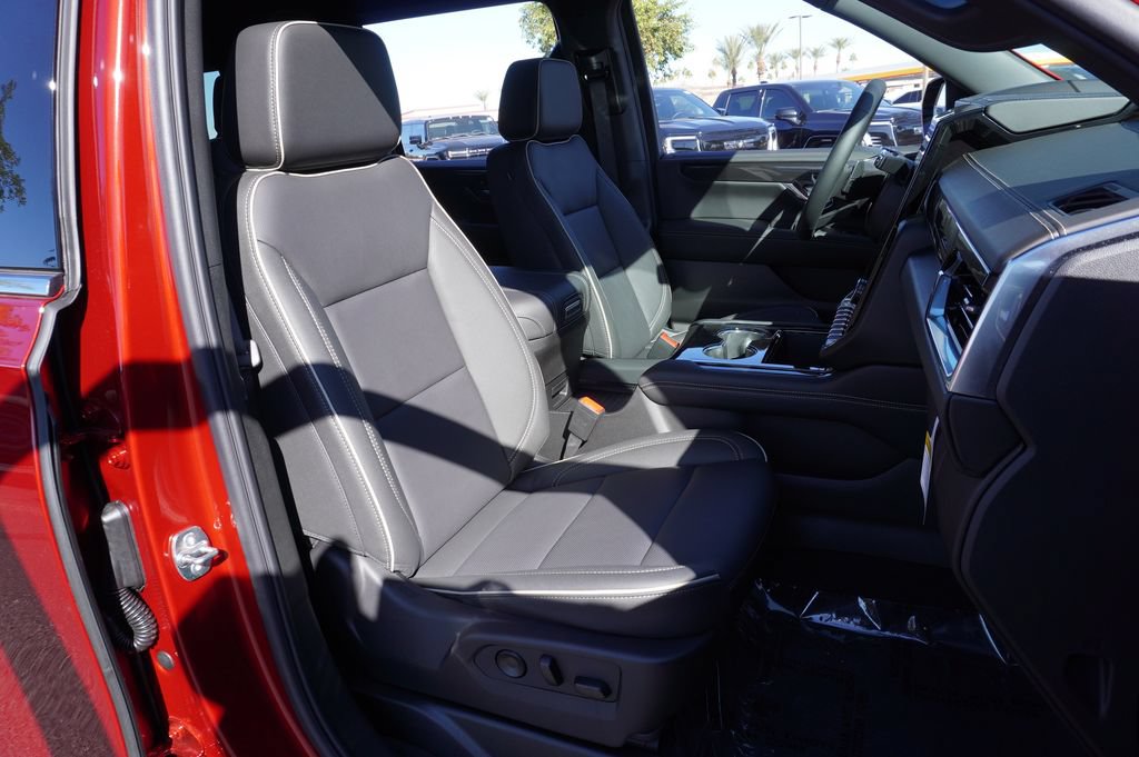 New 2026 GMC Yukon XL Elevation AWD/4WD image 13
