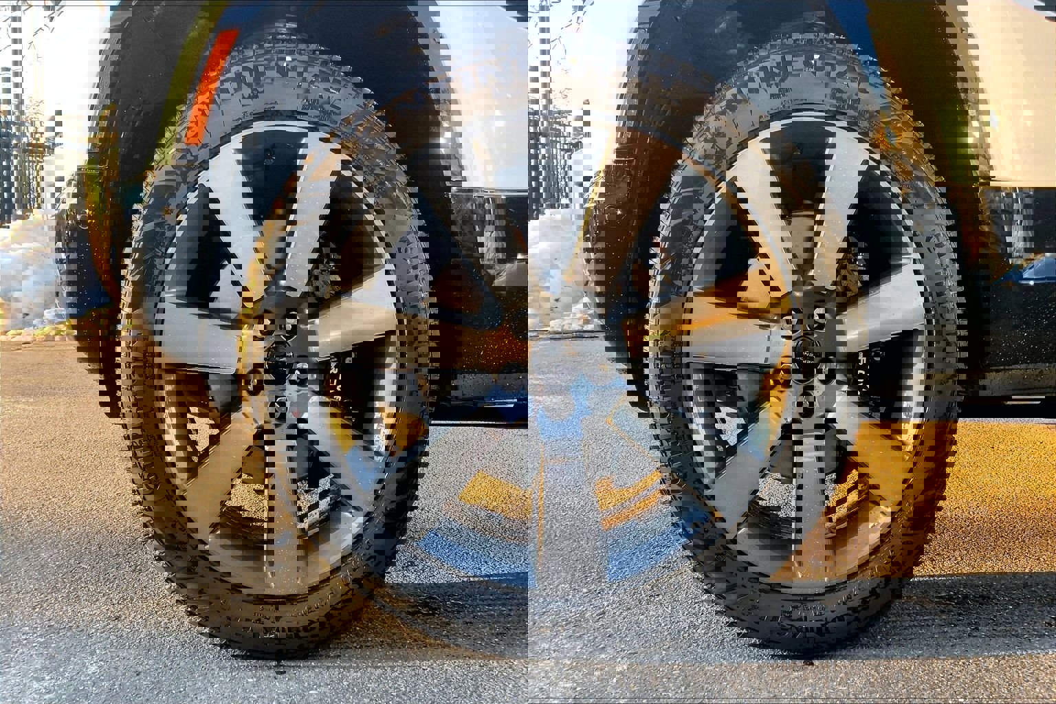 New 2026 Land Rover Defender 110 V8 image 11