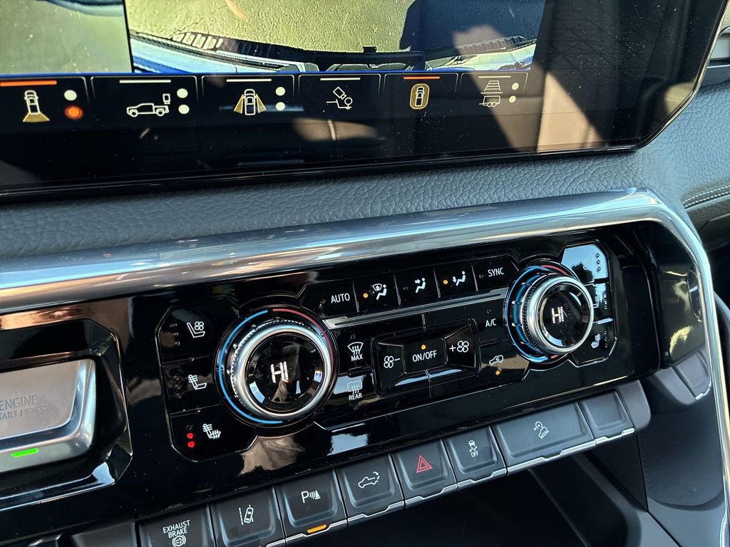 New 2026 GMC Sierra 2500 Denali w/ Denali Reserve Package image 17