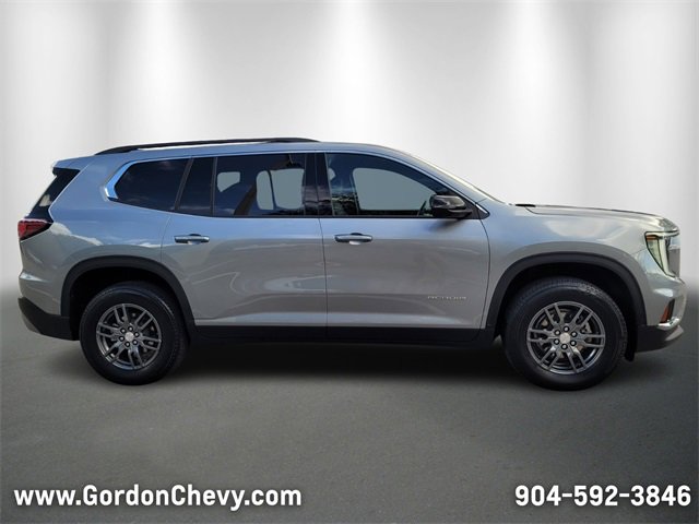 Used 2025 GMC Acadia Elevation image 7