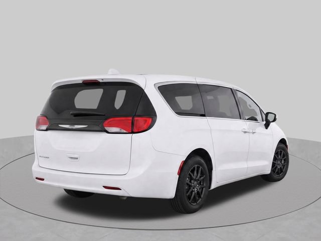 Used 2023 Chrysler Voyager LX FWD image 3