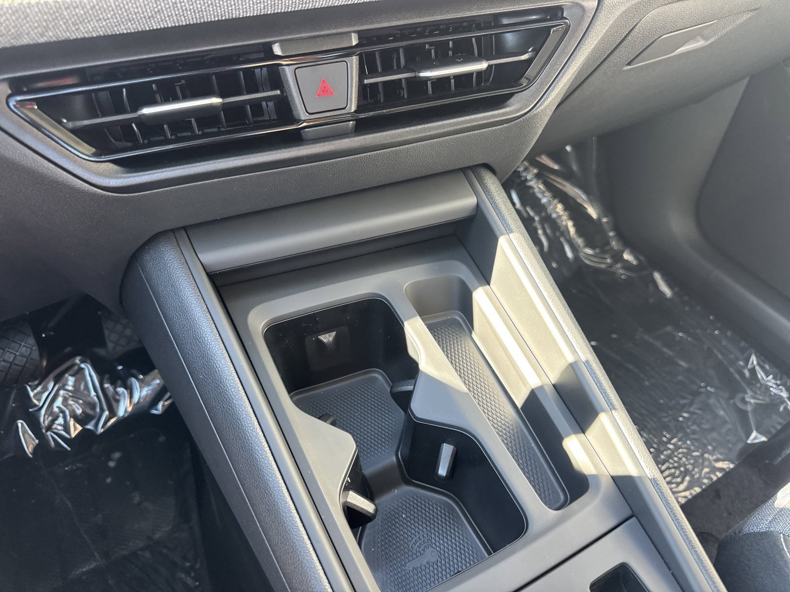 New 2026 Volkswagen Tiguan S FWD image 28