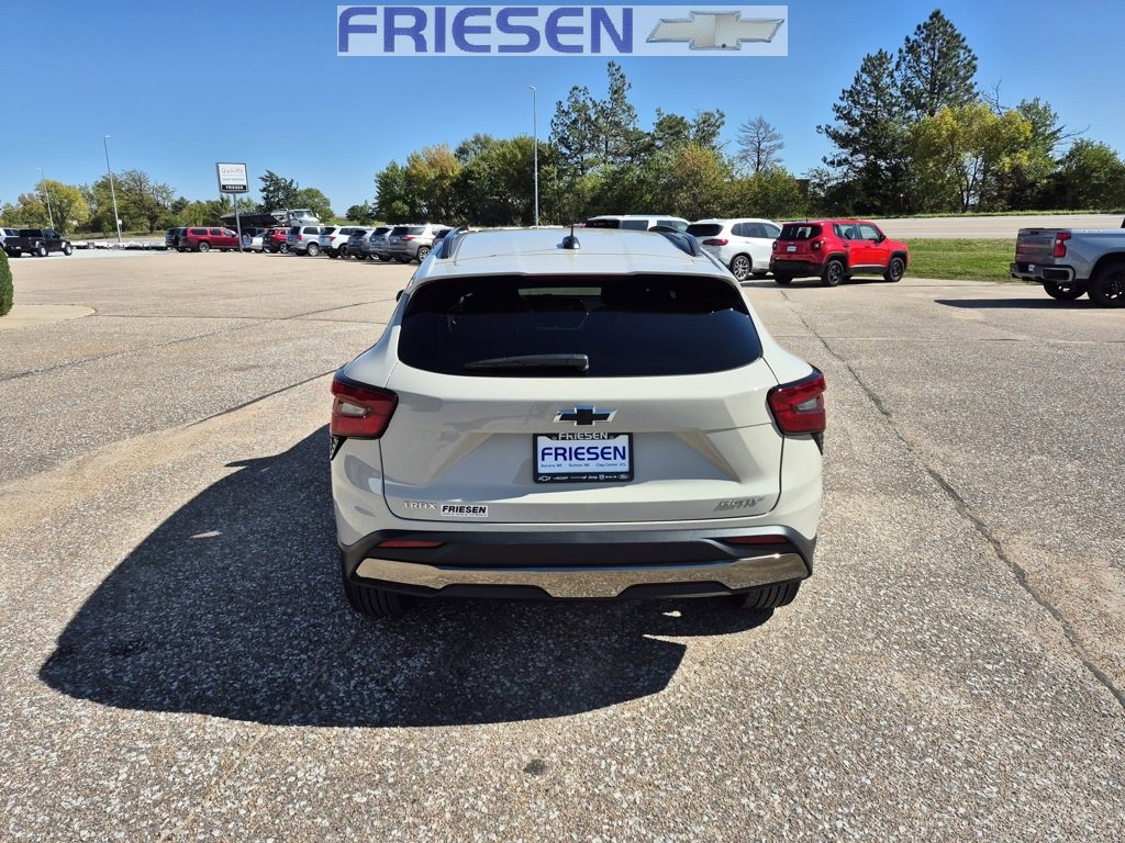 New 2026 Chevrolet Trax ACTIV image 4
